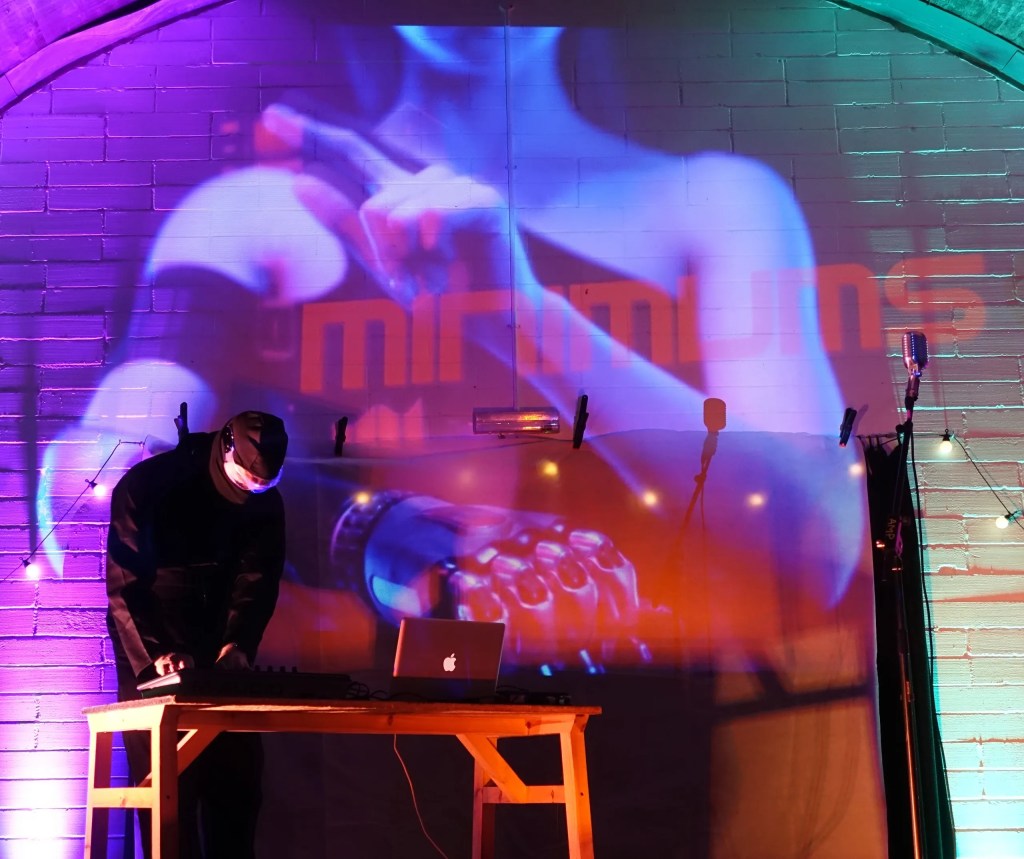 Music interview: Minimums